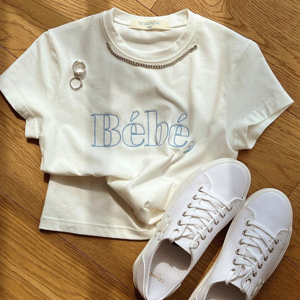 [NOIRNINE] Lettering Bébé Crop T-shirts (2 Colours)