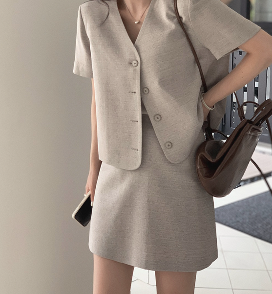 [SLOWAND] # SLOWMADE Tone Oat Grey Jacket and Mini Skirt Set-up