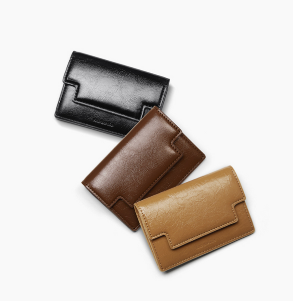 [FIND KAPOOR] Marty Card Wallet Crinkled (PRE-ORDER)