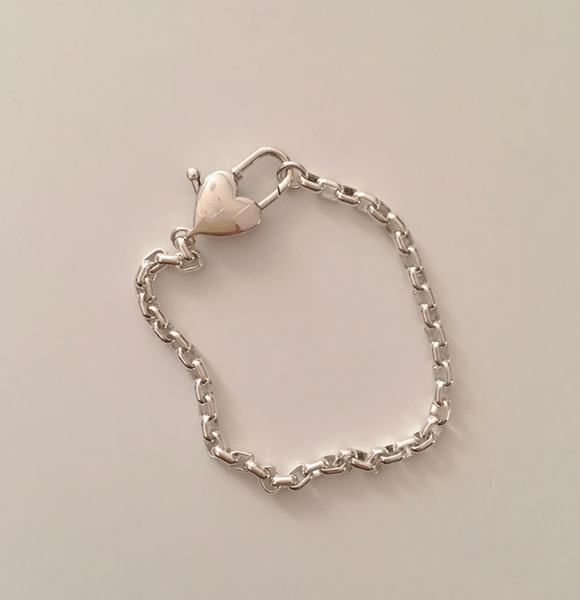 [moat] LUV Lock Bracelet (silver925)