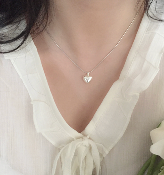 [moat] Lover Necklace