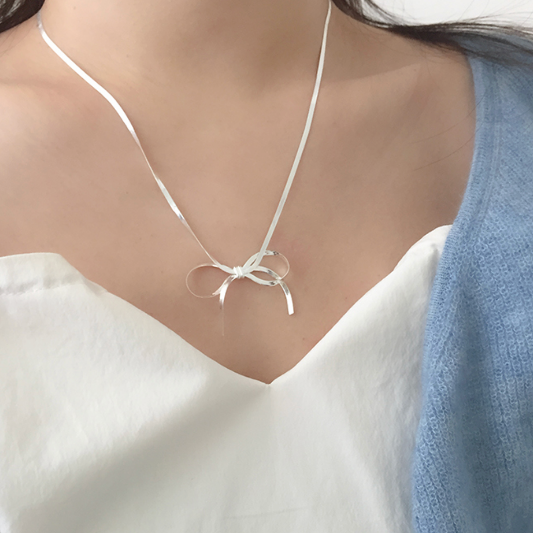 [moat] Nelly Ribbon Necklace (Silver925)