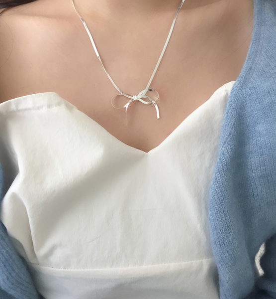 [moat] Nelly Ribbon Necklace (Silver925)