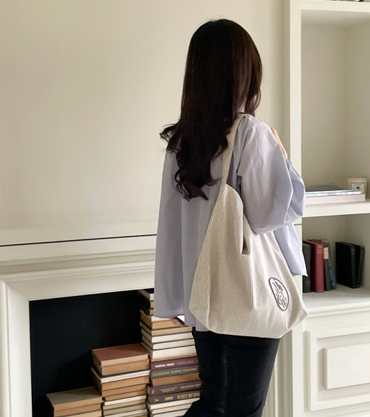 [b.write] Stripe Bag (Gray)