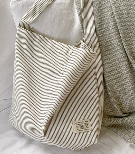 [b.write] Stripe Bag (Gray)
