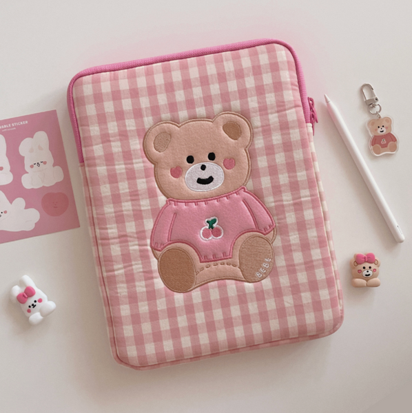 [malling booth] Gingham Bebe Laptop Case/ Ipad Pouch