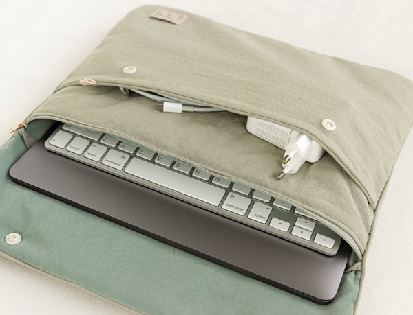 [livework] Piyo Snap Laptop Case 13"