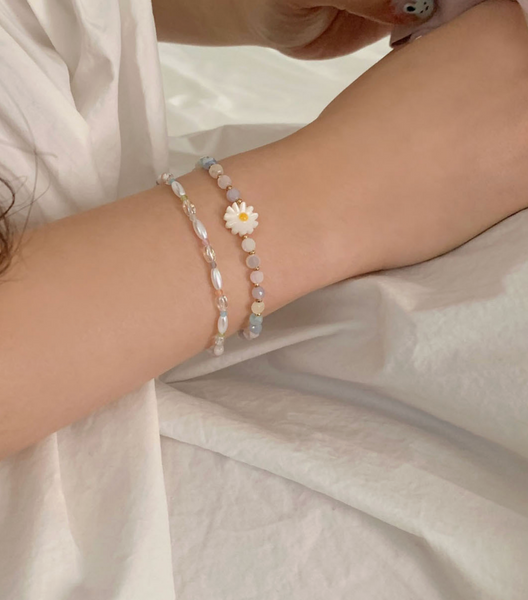 [SOYE PI-NE] Sunshine Daisy Crystal Beads Bracelet