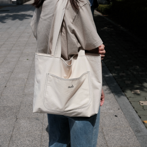 [noh] Stitch Pocket Bag (Ivory/ Black)