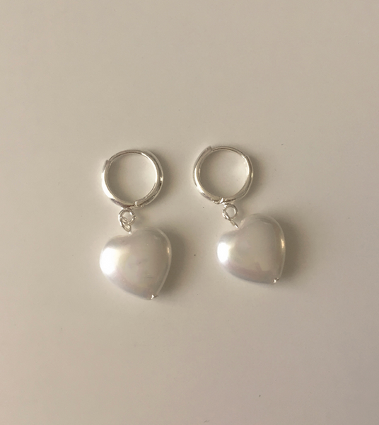 [moat] Pearl Heart One Touch Earring (silver925)