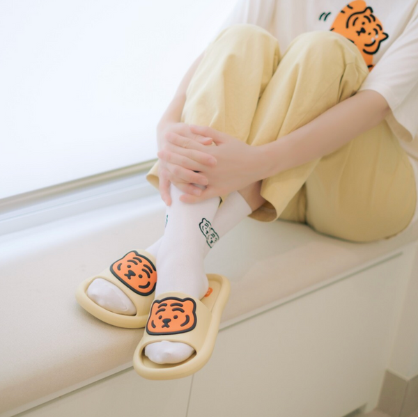 [MUZIK TIGER] Muziktiger Tube Slippers (Tiger)