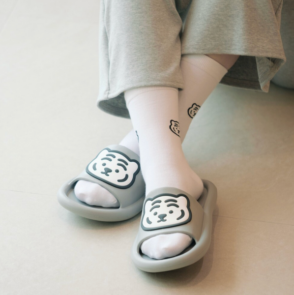 [MUZIK TIGER] Muziktiger Tube Slippers (Tiger)