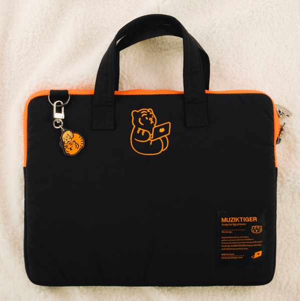 [MUZIK TIGER] Seating Tiger Laptop iPad Strap Pouch (Black)