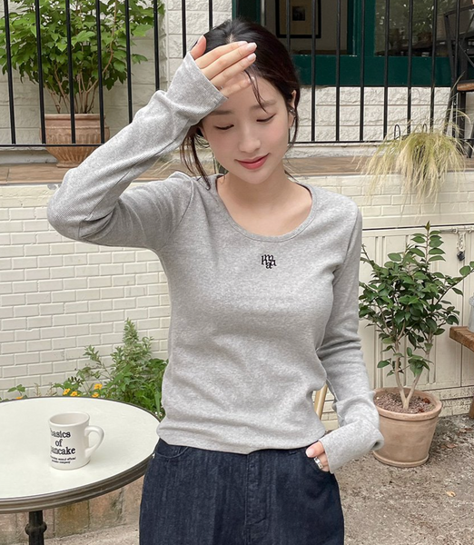 [muahmuah] Stitch U-neck Long-sleeved T-shirt