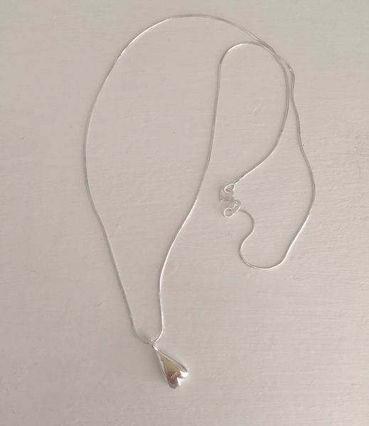 [moat] Bud Necklace (silver925)