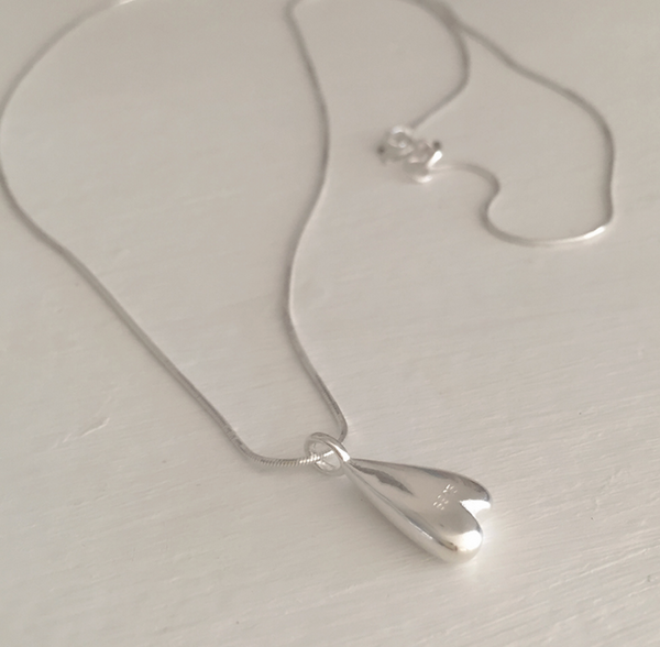 [moat] Bud Necklace (silver925)