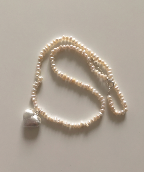 [moat] Matt Heart Pearl Necklace (silver925)