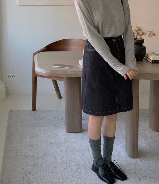 [FORM HEAD TO TOE] *Love from* Kenz Raw Midi Denim Skirt