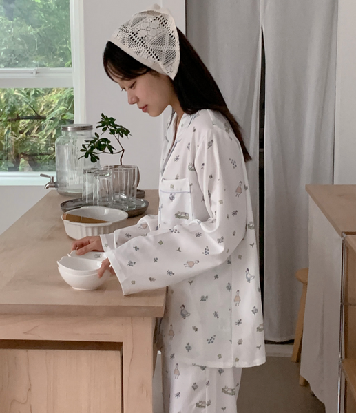 [Juuneedu] BUDDY Long-Sleeved Pyjama Set