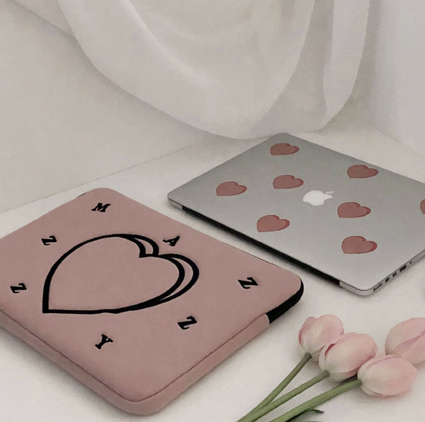 [MAZZZZY] Signature Heart Laptop Pouch (Indi Pink)