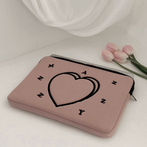 [MAZZZZY] Signature Heart Laptop Pouch (Indi Pink)