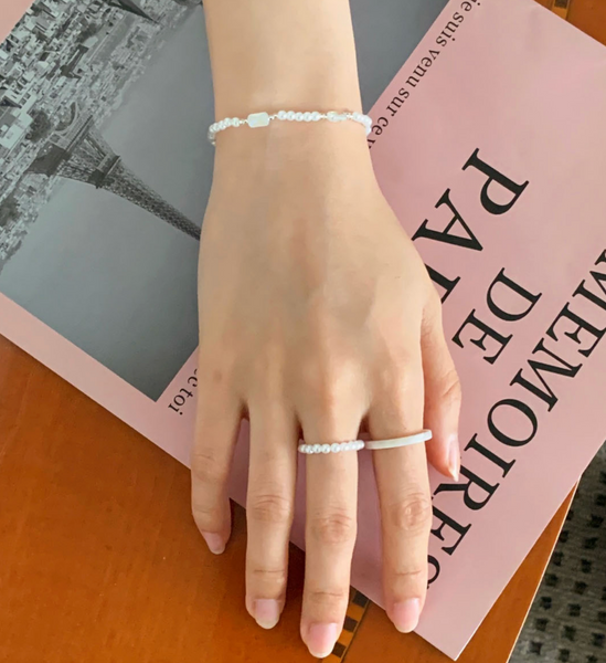 [SOYE PI-NE] Glass Bead Ring & Bracelet Set