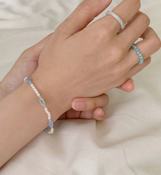 [SOYE PI-NE] Glass Bead Ring & Bracelet Set