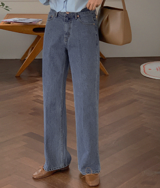 [FROM HEAD TO TOE] Straight Bootcut Denim Pants