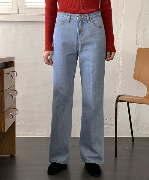 [FROM HEAD TO TOE] Straight Bootcut Denim Pants