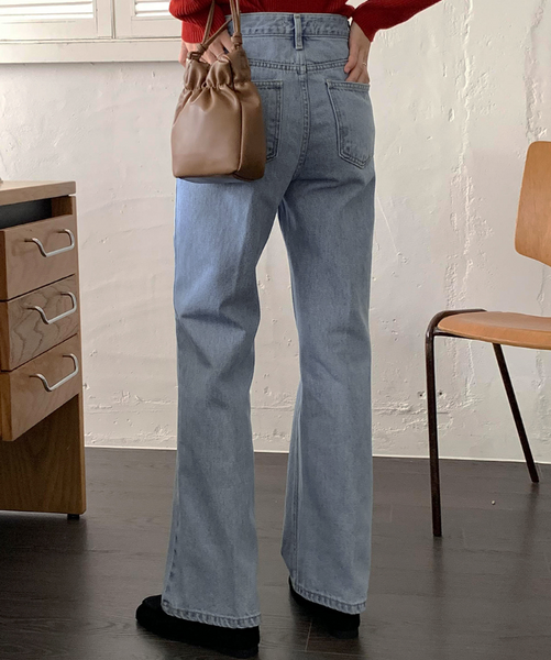 [FROM HEAD TO TOE] Straight Bootcut Denim Pants