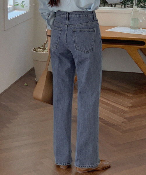 [FROM HEAD TO TOE] Straight Bootcut Denim Pants