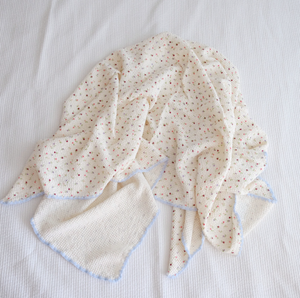 [Avofofo] Flower Waffle Cotton Blanket