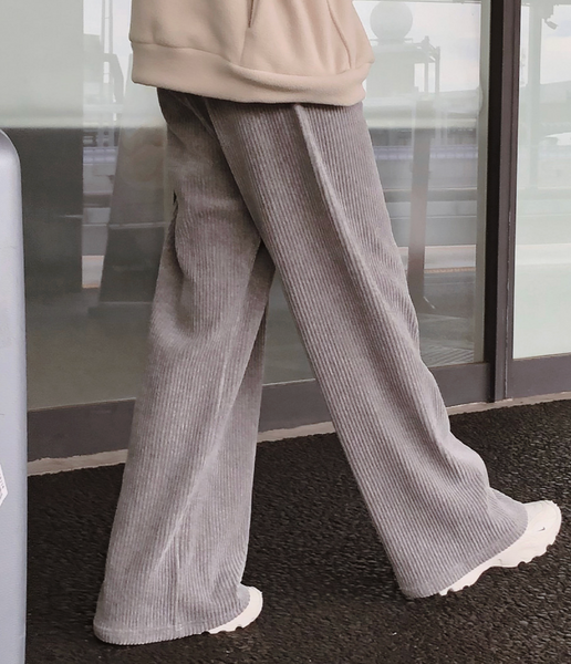 [SLOWAND] # SLOWMADE With Winter Corduroy Training Pants