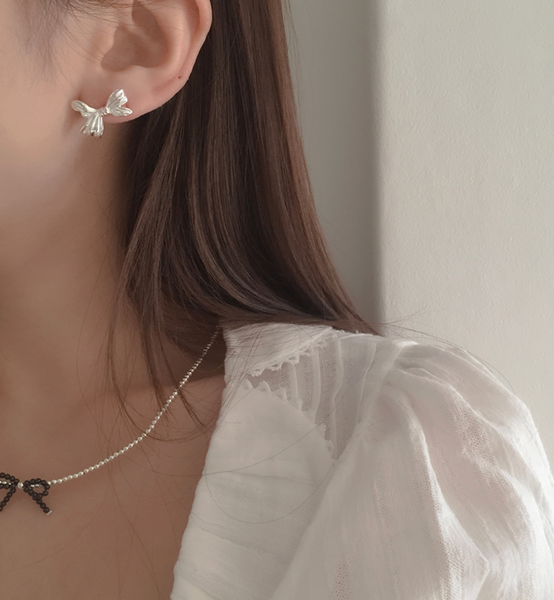 [moat] Black Ribbon Ball Necklace (Silver925)