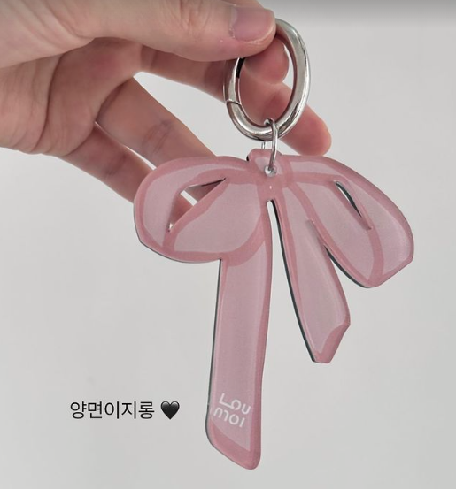 [Loumoi] Loumoi Keyring Tok - Big BP Ribbon  (PRE-ORDER)