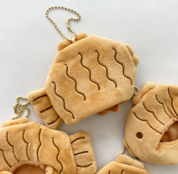 Keyring Deco Items - Fish Shaped Bread Hat