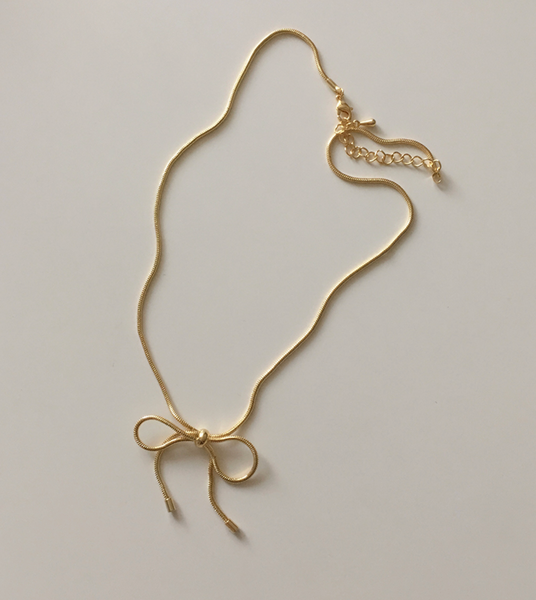 [moat] Ruffle Ribbon Necklace