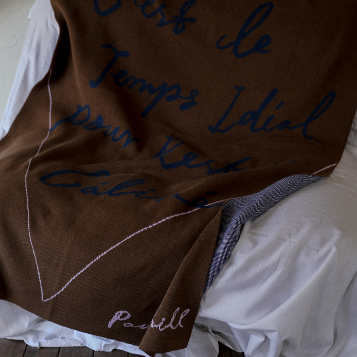 [HOTEL PARIS CHILL] Cuddle Weather Blanket (Cinnamon)