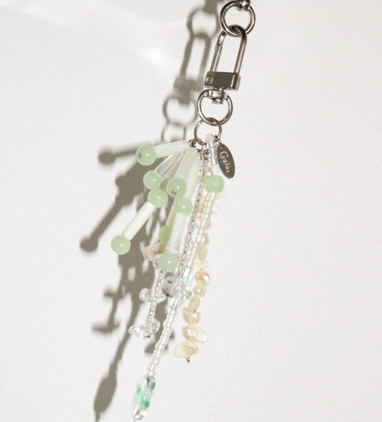 [Gaius] Green and Sea Keyring 01