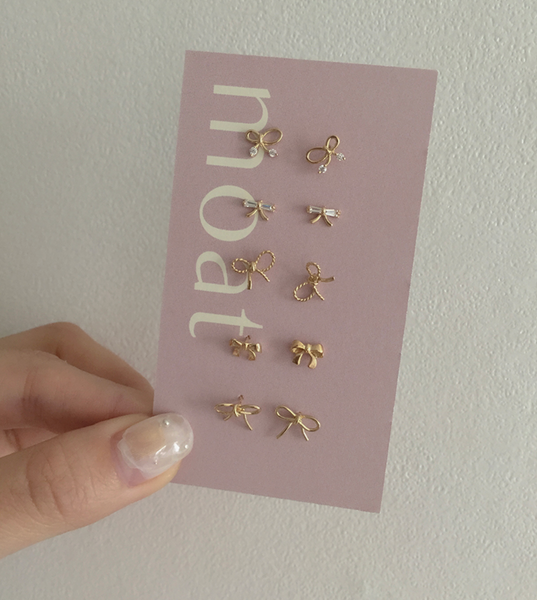 [moat] Gold Ribbon Earring Collection (10k gold)