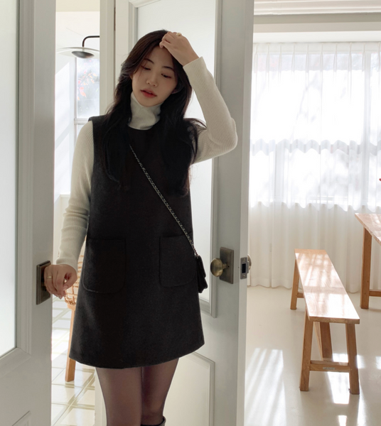 [98°C] Wool Pocket Mini Dress