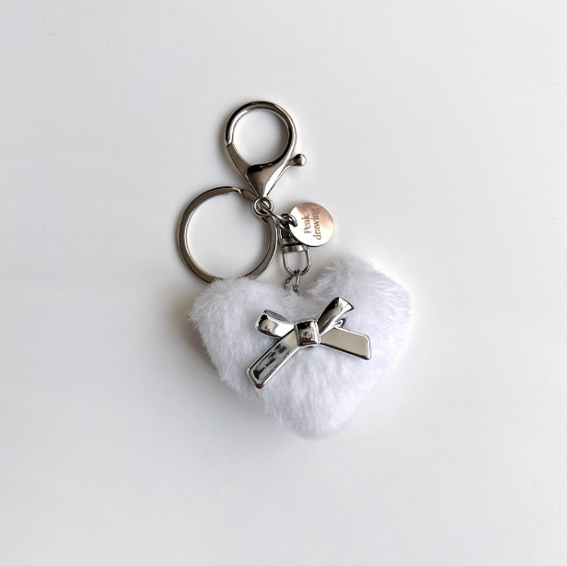 [Peakdrawing] Winter Silver Ribbon Heart Pompom Keyring