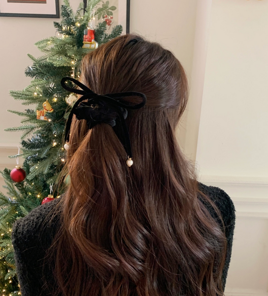 [SOYE PI-NE] Velvet Pearl Scrunchy Hair Strap