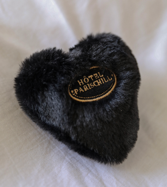[HOTEL PARIS CHILL] Fluffy Heart Keychain (3colours)