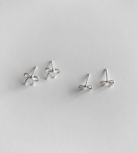 [Authentic] Casual Ribbon Earring