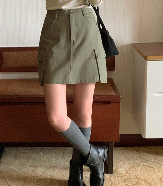 [FROM HEAD TO TOE] Cargo Mini Skirt