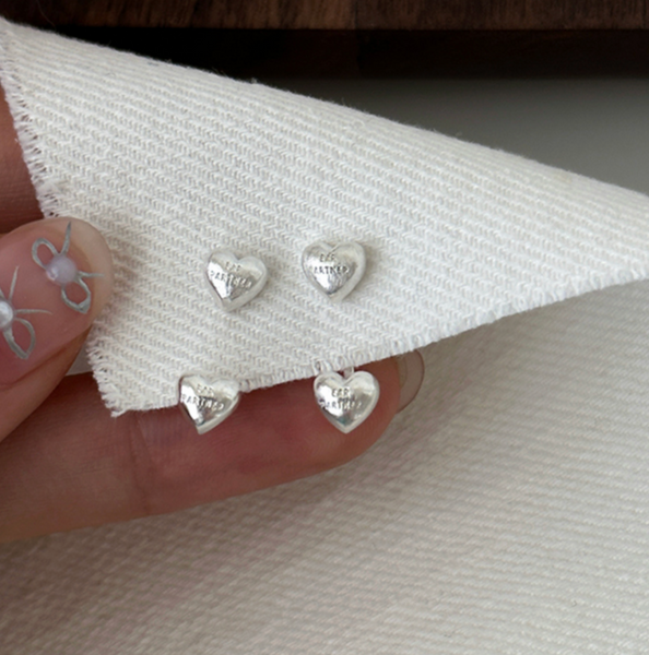 [sora'de] (925silver) Heart Earrings