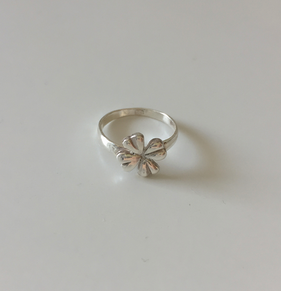 [moat] Clover Ring (silver925)