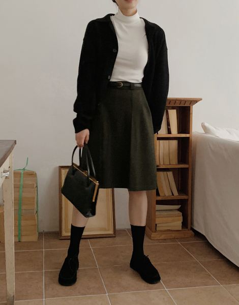 [SLOWAND] # SLOWMADE Solid Fit Classic Pintuck Midi Skirt