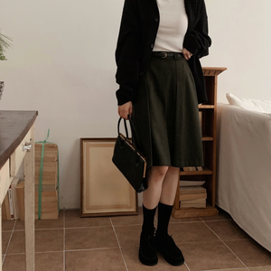 [SLOWAND] # SLOWMADE Solid Fit Classic Pintuck Midi Skirt